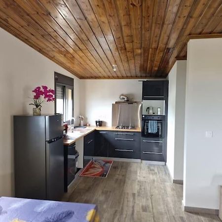 Charment Appartement Avec Vue Sur Mer Petite Île 外观 照片