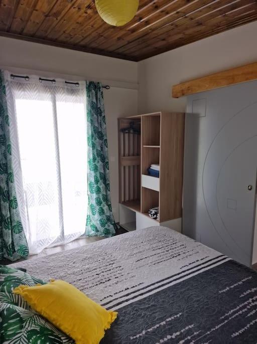 Charment Appartement Avec Vue Sur Mer Petite Île 外观 照片