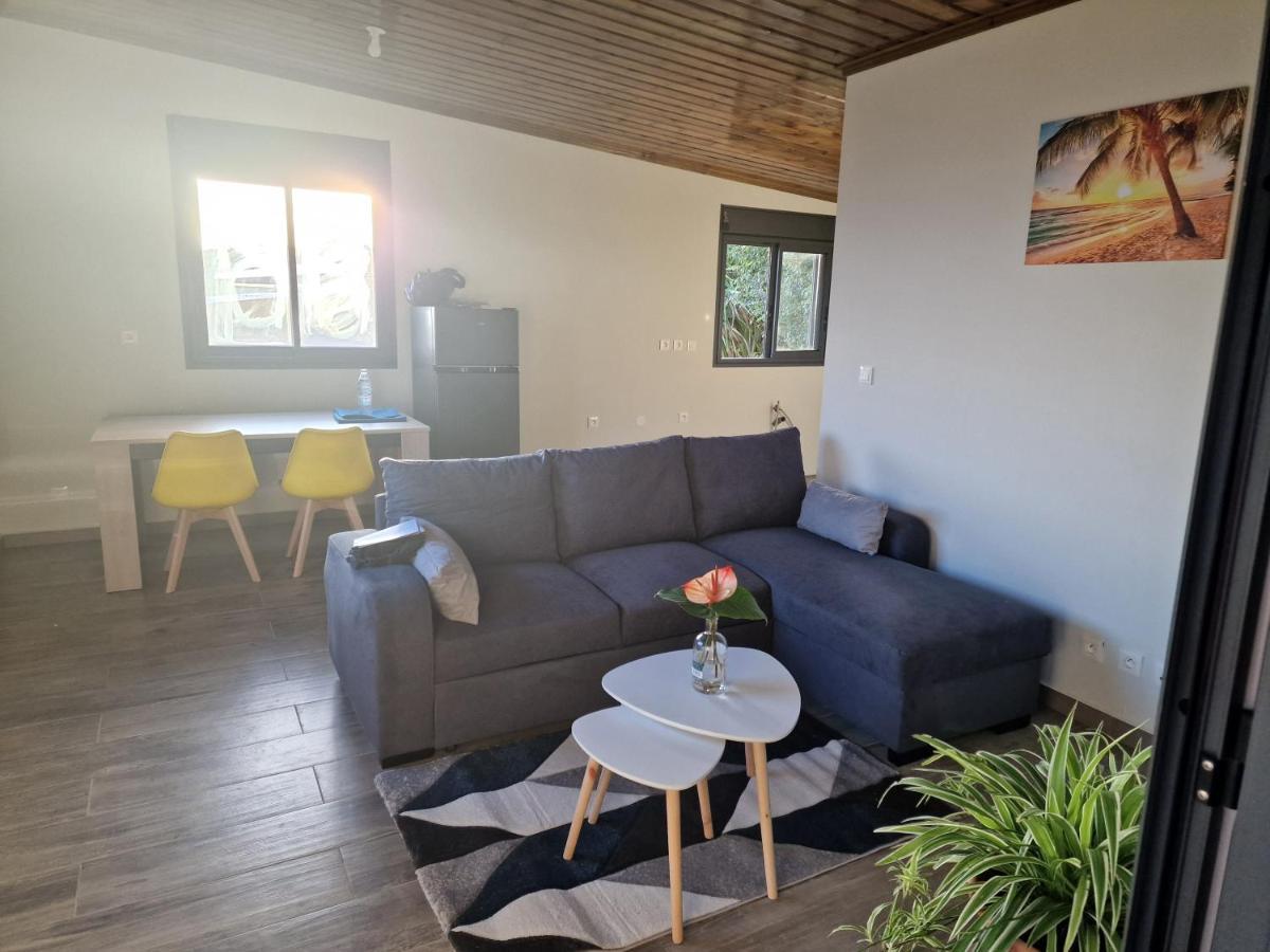 Charment Appartement Avec Vue Sur Mer Petite Île 外观 照片